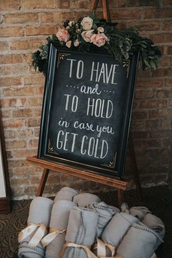 Beautiful Winter Inspired Signs For Your Wedding