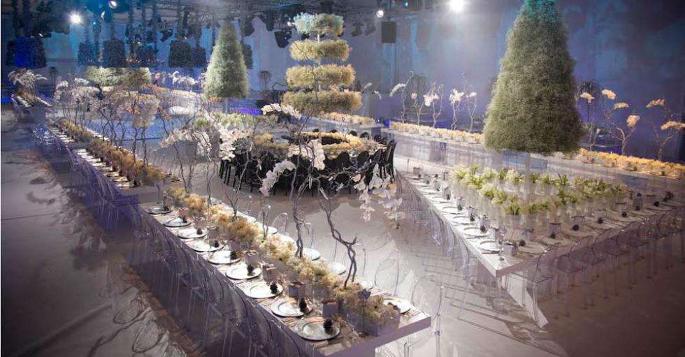 جولة مصورة لحفل زفاف بثيم "بلاد العجائب في فصل الشتاء"