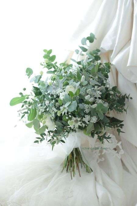 13 Fresh Greenery Wedding Bouquets