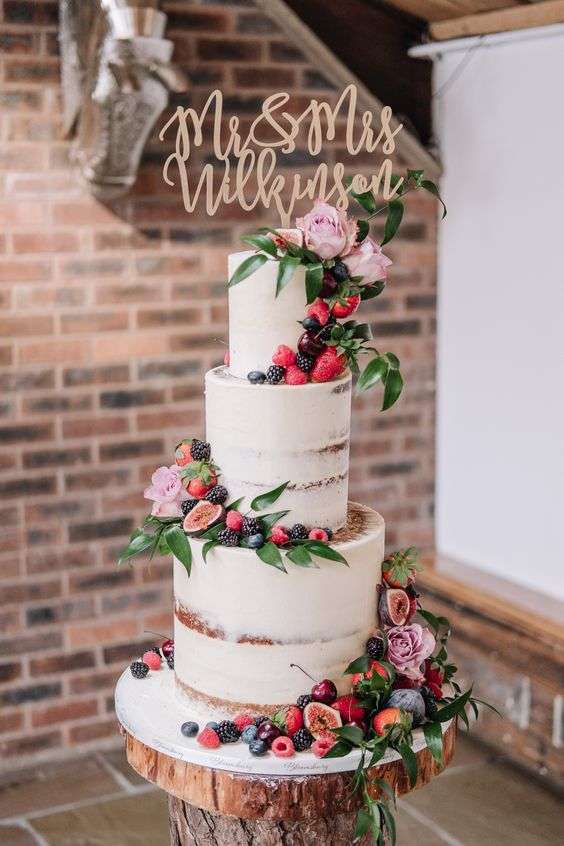 10 Beautiful Semi Naked Wedding Cakes