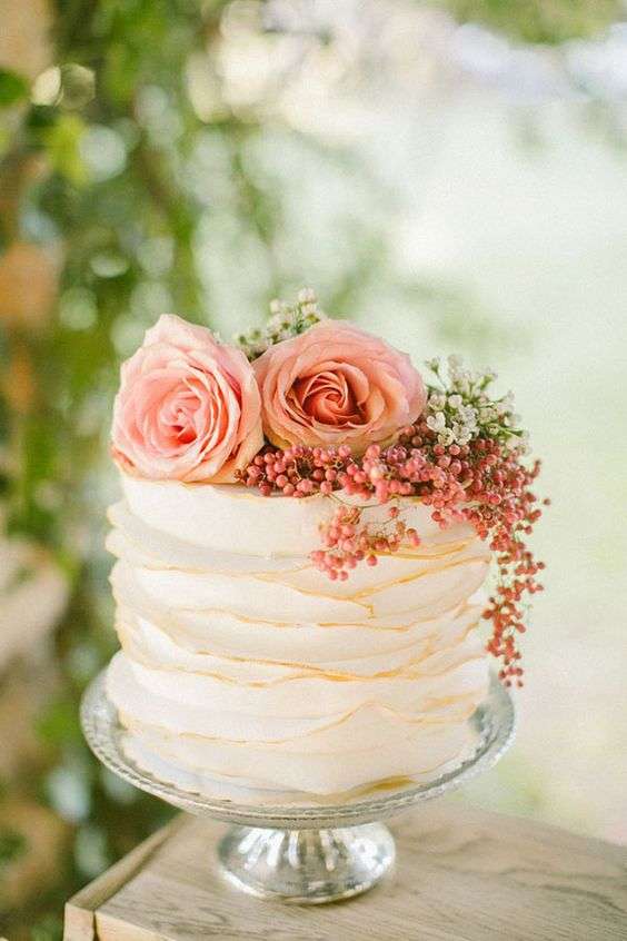 Fabulous One Tiered Wedding Cakes