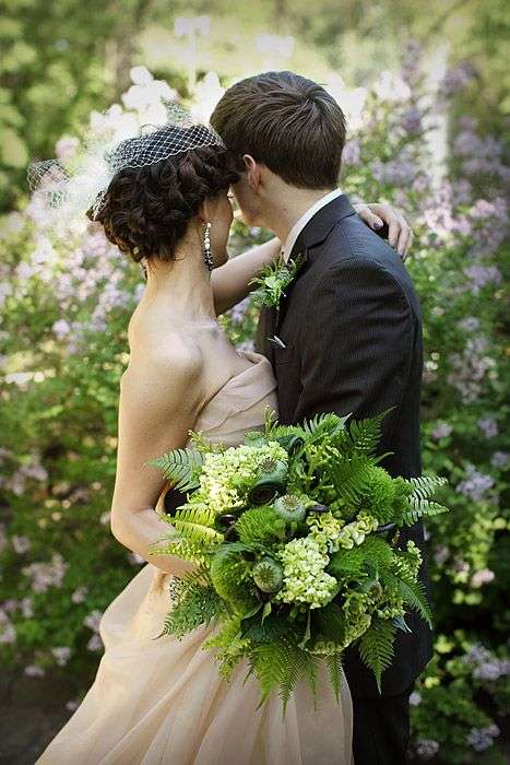 13 Fresh Greenery Wedding Bouquets