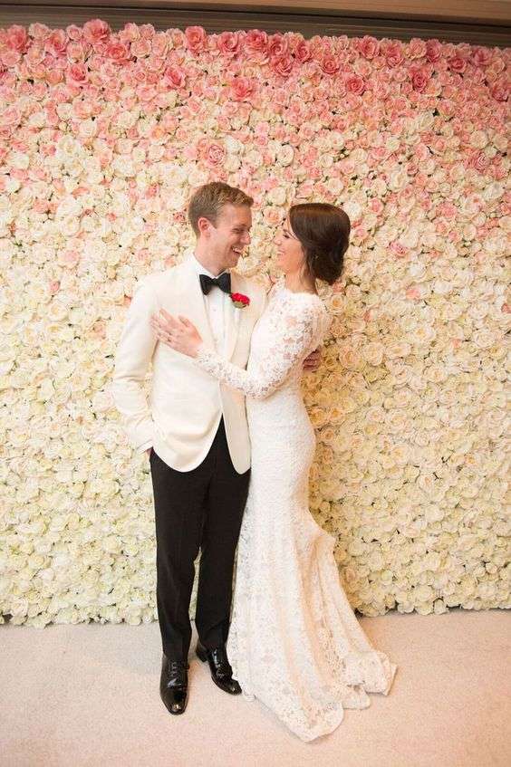 Wedding Flower Trend: Flower Wall for Your Wedding Day