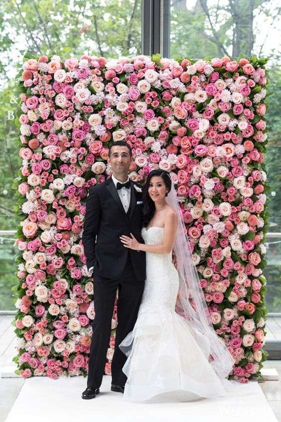 Wedding Flower Trend: Flower Wall for Your Wedding Day