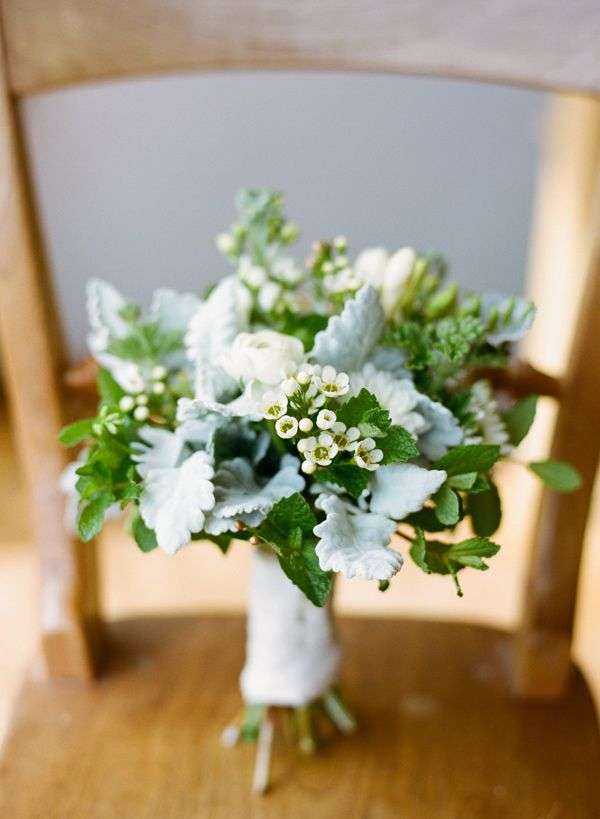 13 Fresh Greenery Wedding Bouquets