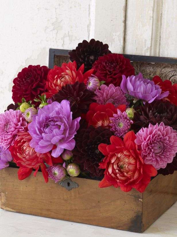 Statement Flower Centerpieces For Your Wedding