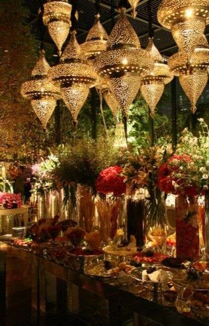 الليالي العربية: سحر الشرق في حفل زفافك