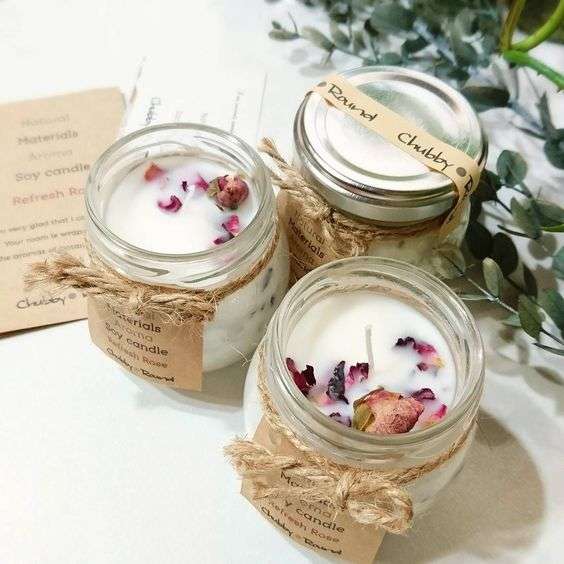 Stunning Candle Wedding Favors