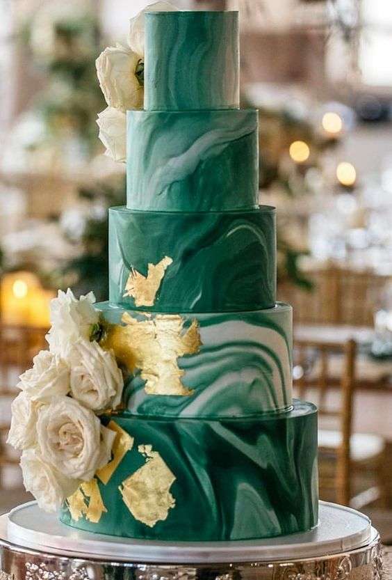 16 Stunning Marble Wedding Cakes