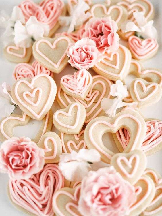 Beautiful Cookie Ideas For Your Wedding