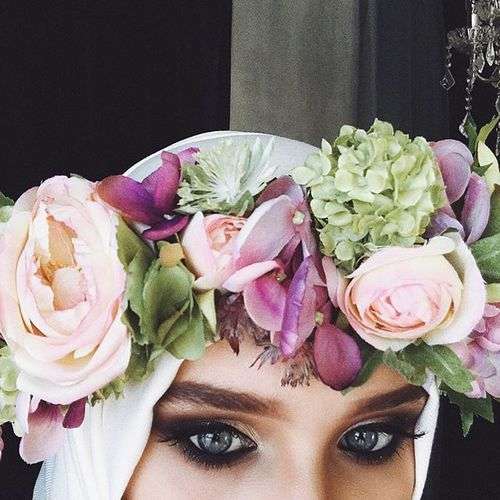 Floral Crowns for Bridal Hijab 10