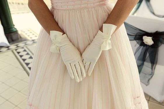 Bridal Gloves 12