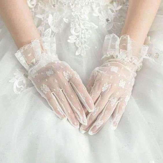 Bridal Gloves 13