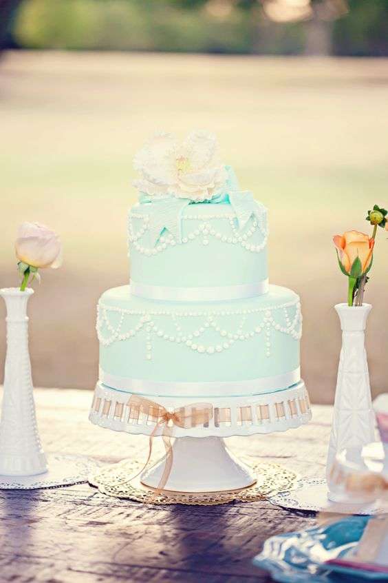 Stunning Bridal Shower Cakes