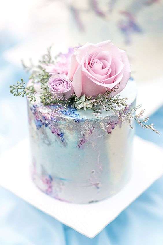 Stunning Bridal Shower Cakes