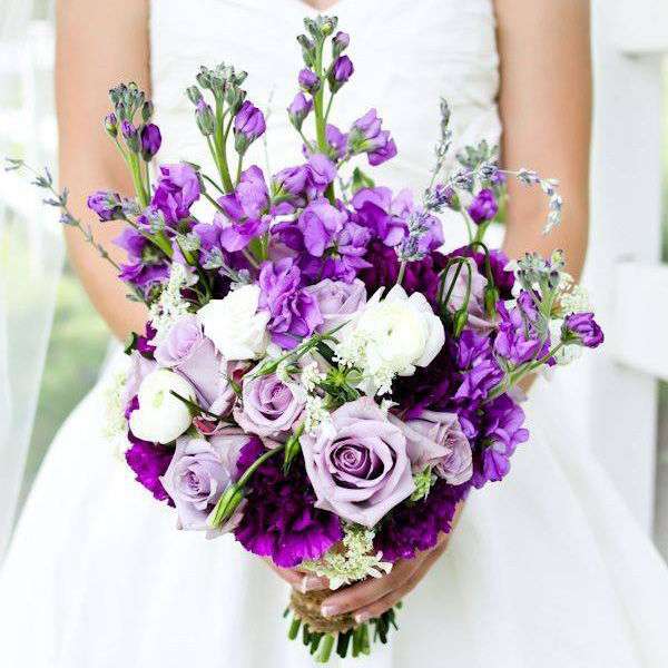 Pretty Purple Wedding Bouquets