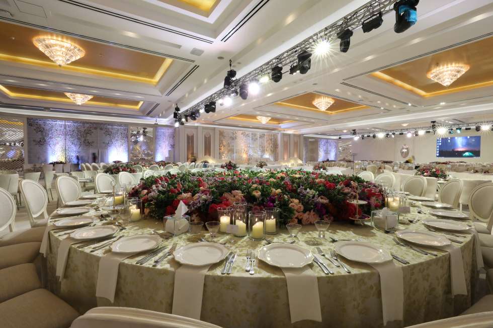 A Luxurious Leaves Wedding Theme in Doha