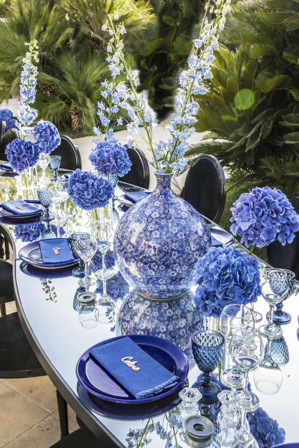 A Royal Blue Alfresco Engagement in Amman