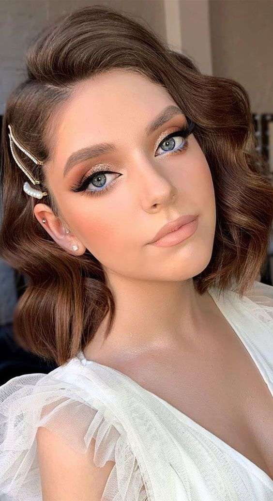 Metallic Makeup Looks for The New Year Bride