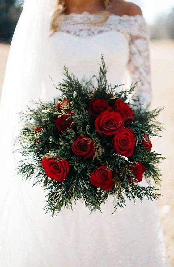 Wonderful Christmas Inspired Wedding Bouquets Wonderful Christmas Inspired Wedding Bouquets