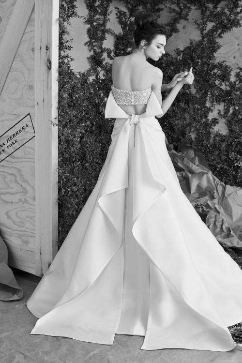 مجموعة فساتين زفاف كارولينا هيريرا لربيع 2017