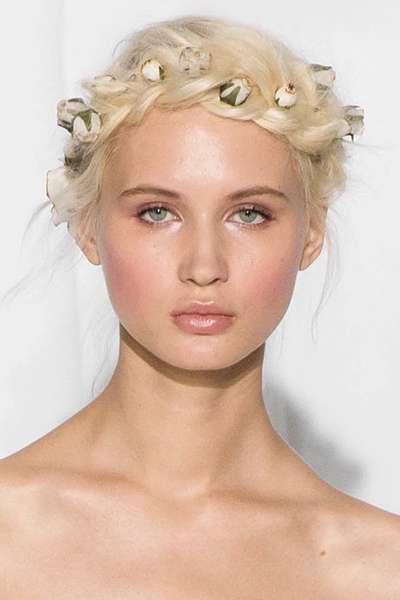 The Trendiest Bridal Hairstyles For 2018