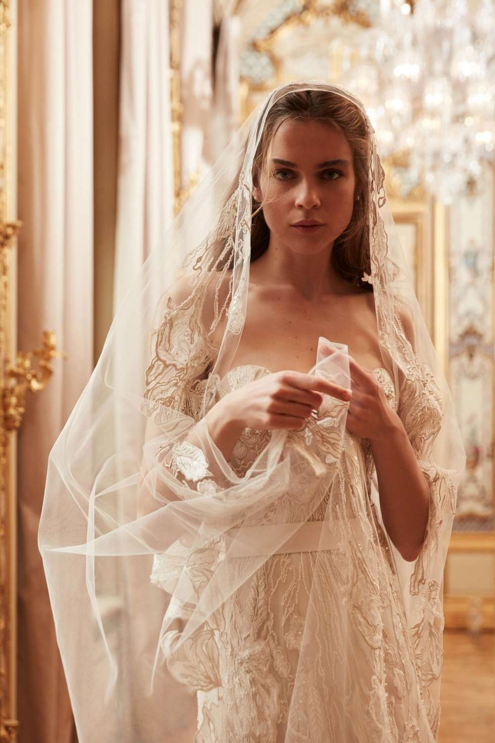 Your Bridal Guide to The 2019 Wedding Dresses