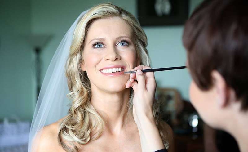 Choose The Right Lipstick Color For Your Bridal Look