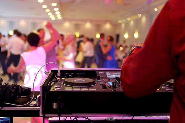 Dealing with Sound Restrictions at Wedding Venues