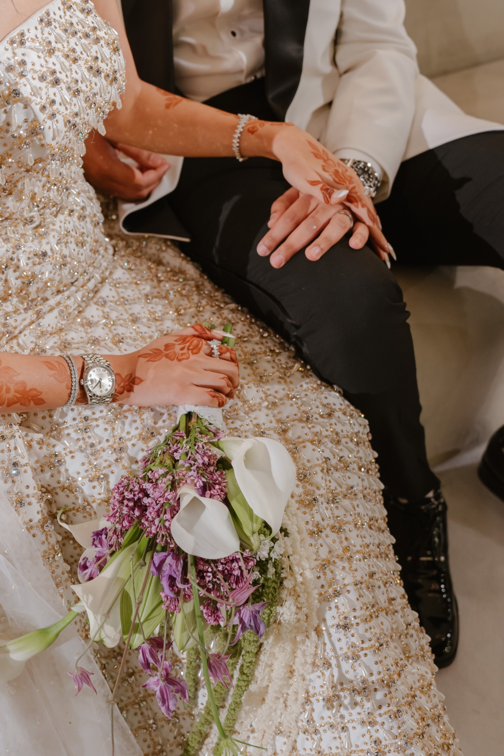 حفل زفاف إماراتي-يمني ساحر من وحي الحديقة السرية في دبي