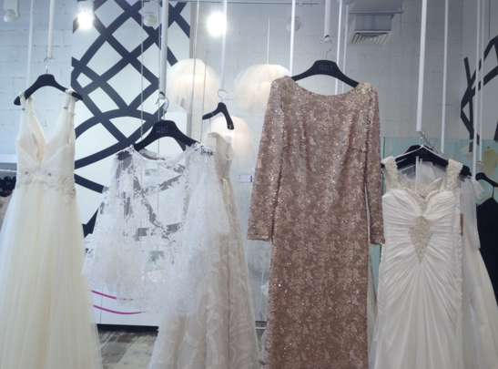 فروست بوتيك لفساتين الأعراس