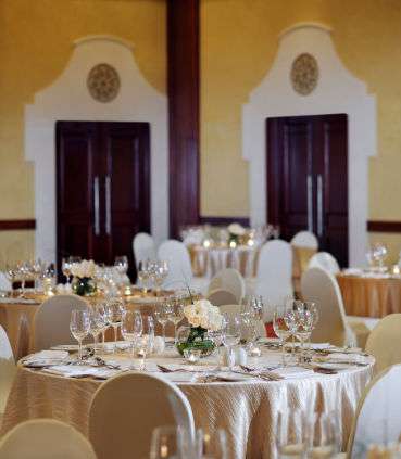 Courtyard Dubai Hotel Green Community Courtyard Dubai Hotel Green Community