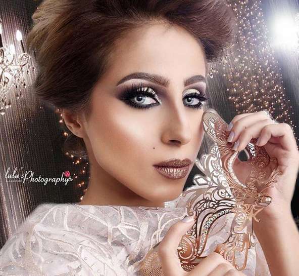 Manhal Abduljabbar Makeup Artist 