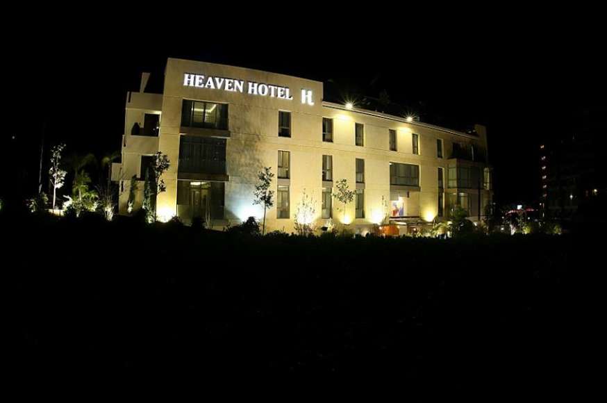 Heaven Hotel 