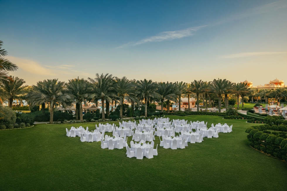 Raffles The Palm - East Lawn