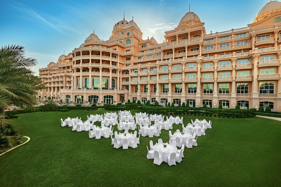 Raffles The Palm - East lawn