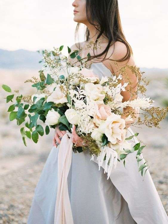 Oversized Bridal Bouquet 1