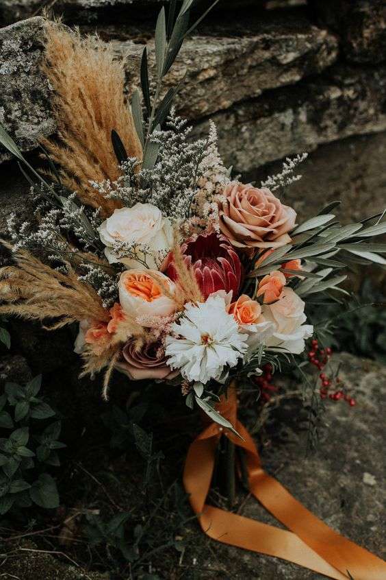 Woodsy Bridal Bouquet 1