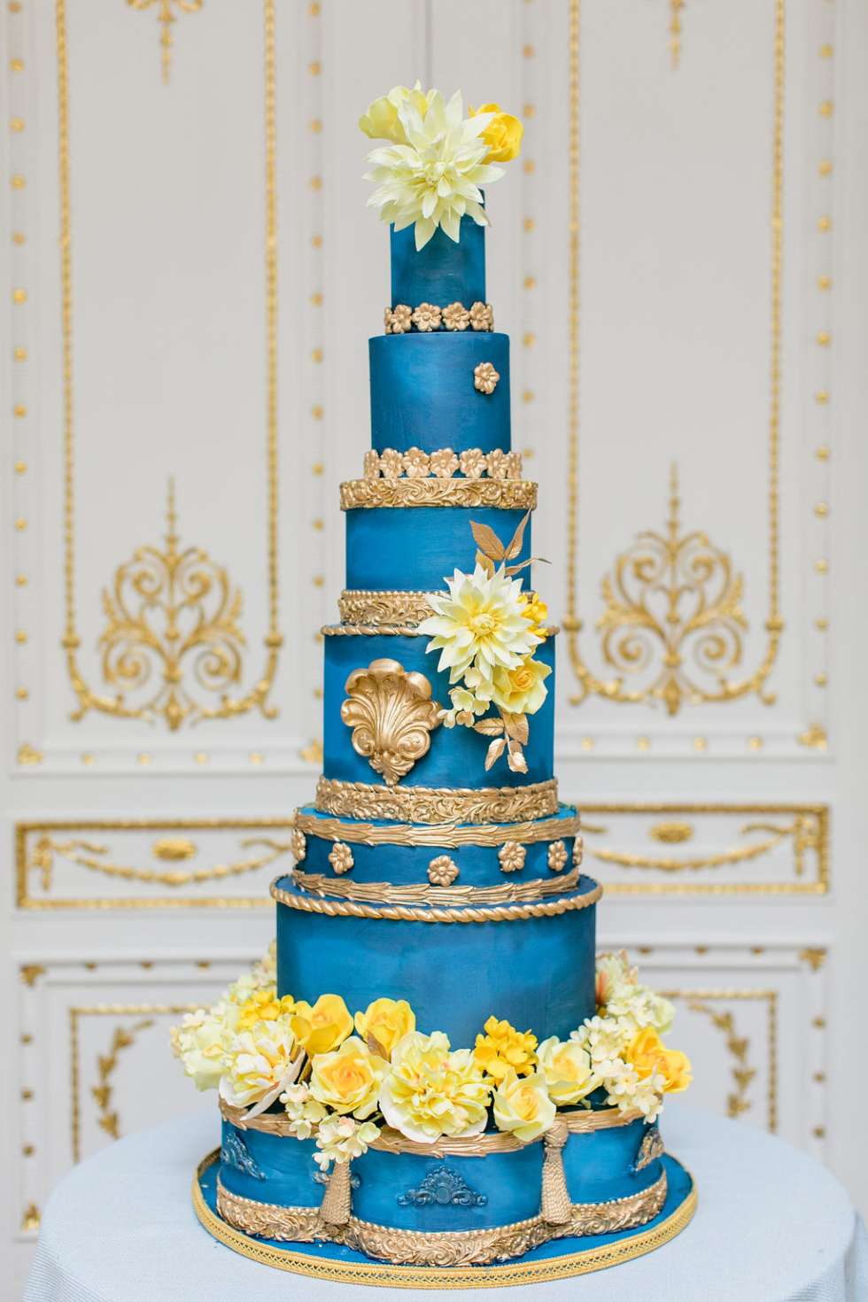 Glamorous Wedding Cake