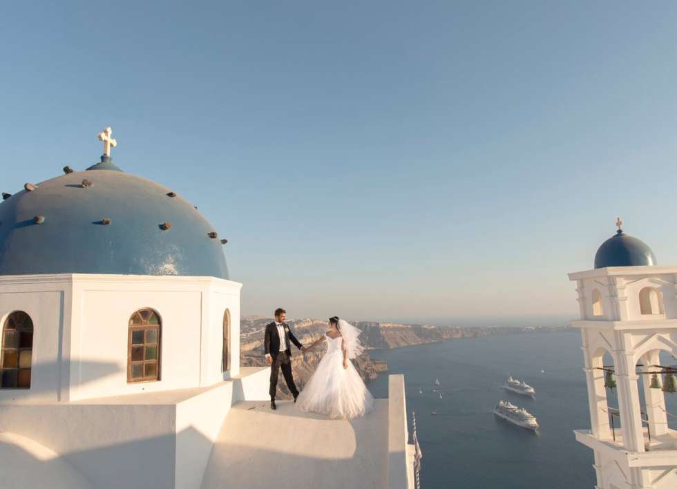 Lebanese wedding in Santorini by Elani Dona