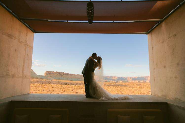 دي جي تيستو وأنيكا