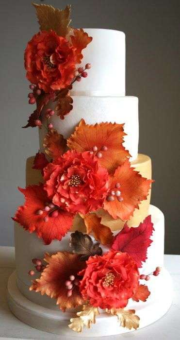 Leaves Wedding Cake