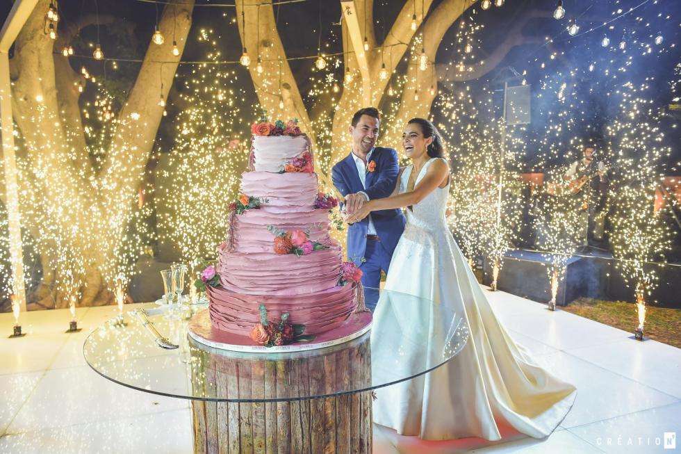 Yasmine and Wissam Wedding Cake
