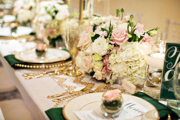 Gold and Emerald Wedding Theme