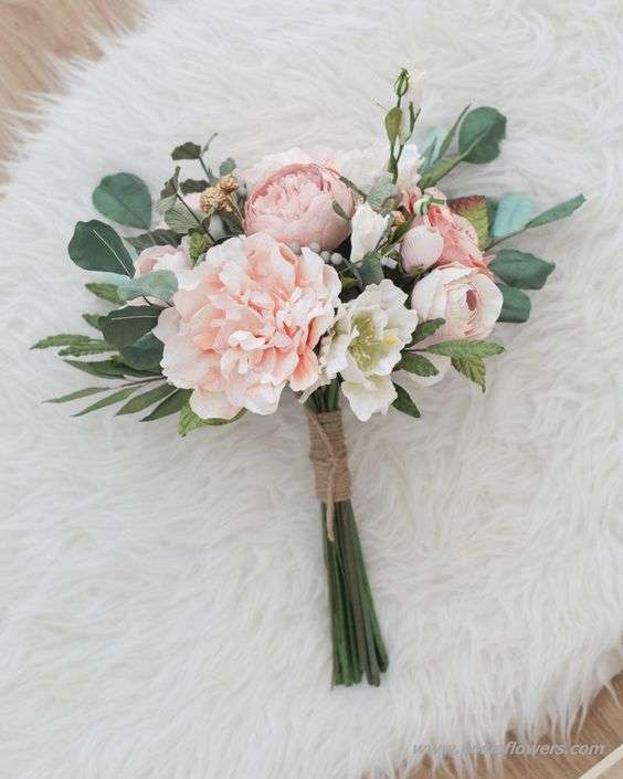 Hand-Tied Bouquets