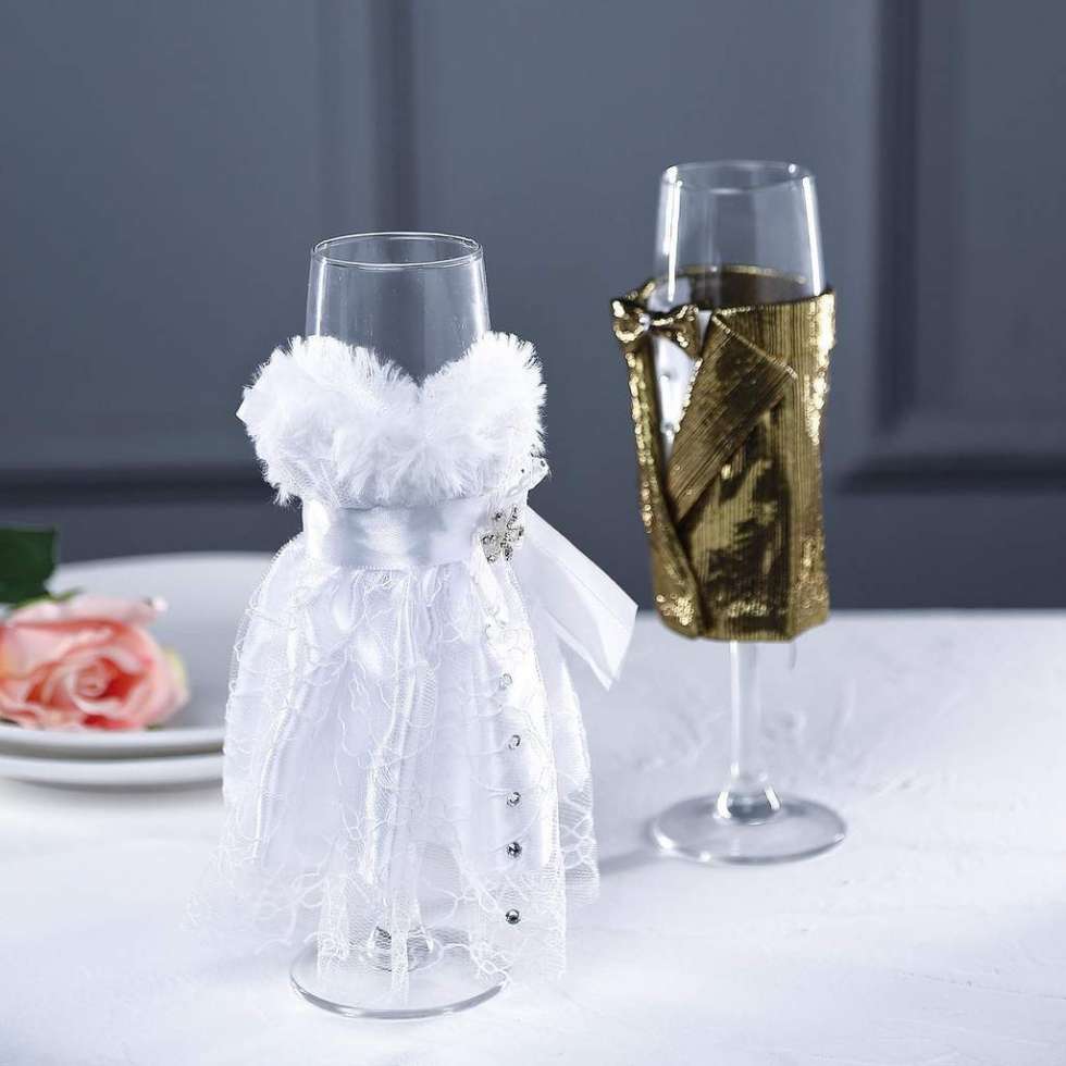 Customized Bride and Groom Glasses