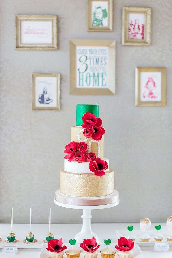 Red Wedding Cake 1