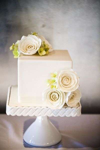 Square Wedding Cake 1