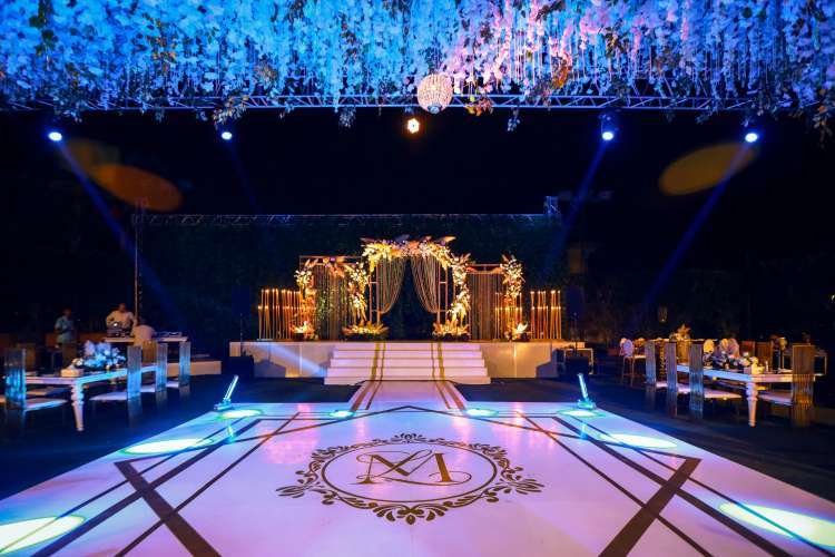 Gold and White Wedding in Cairo 1