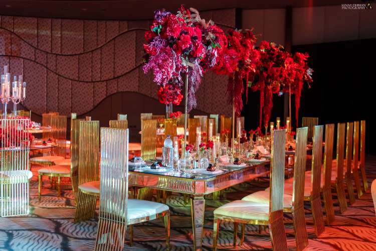 red and gold wedding in Dubai